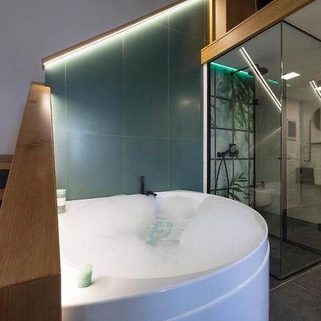 לינה וארוחת בוקר גאטה Bali Aqua&Charme מראה חיצוני תמונה